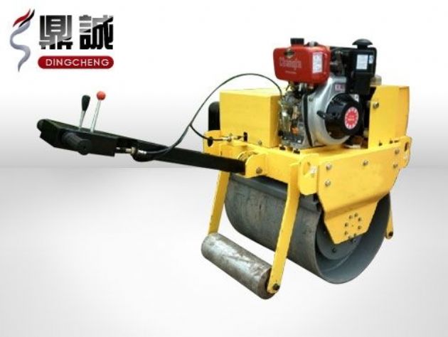 點(diǎn)擊查看詳細(xì)信息<br>標(biāo)題：重型手扶式單鋼輪壓路機(jī) 閱讀次數(shù)：13155