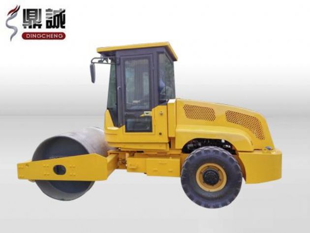 點(diǎn)擊查看詳細(xì)信息<br>標(biāo)題：6噸單鋼輪振動(dòng)壓路機(jī) 閱讀次數(shù)：13231
